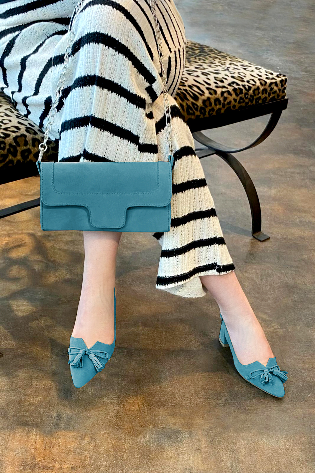 Dress clutch for wedding and parties in peacock blue leather - Worn view